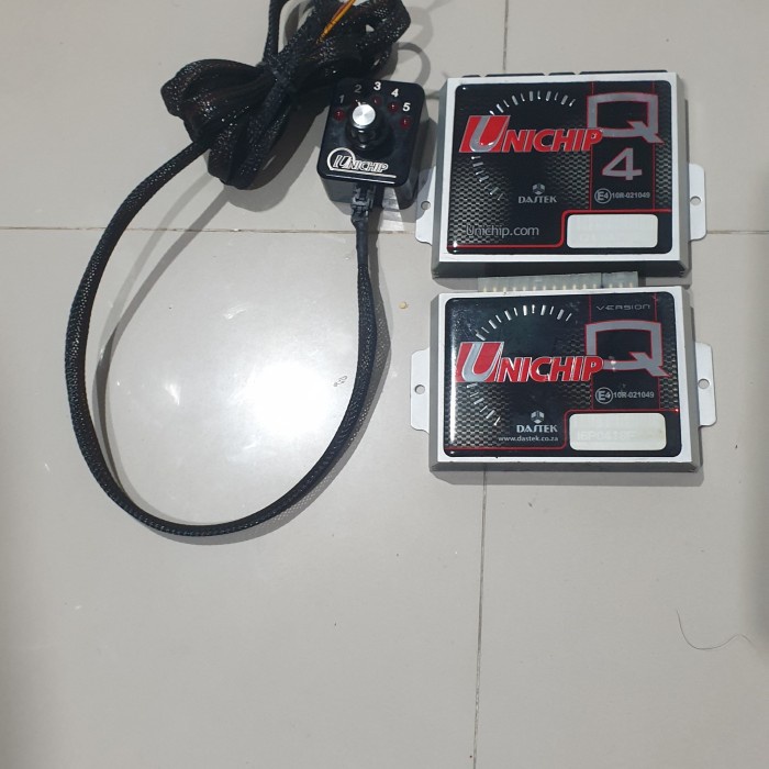 {Second} dastek unichip q4  map selector kondisi masih 99 like new  pemakai Limited