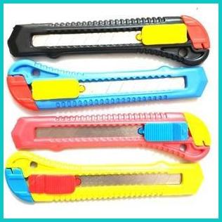 

Cutter TACO Besar Pisau Pemotong Tajam Silet Sillet Cuter Tipis Kuat 1