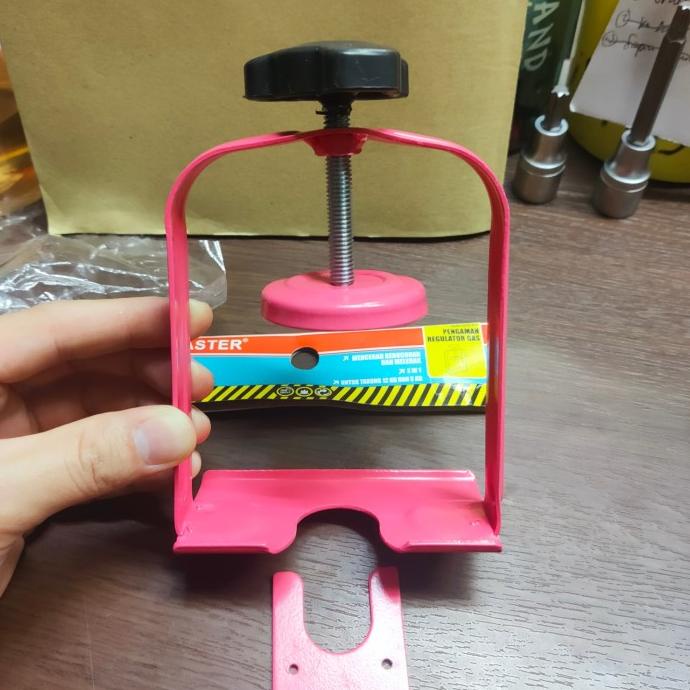 Pengaman regulator gas Penjepit kepala gas Alat pengencang kepala gas