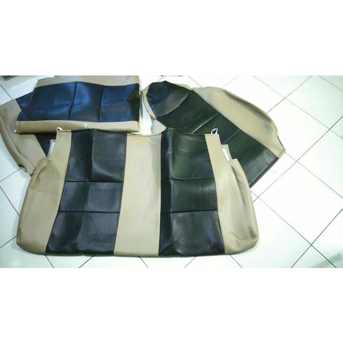 Sarung Jok Mobil/Cover Jok Mobil Kulit Ferrari/Force Jok 3 baris
