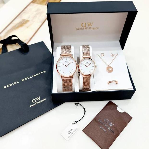 Palingmurah JAM TANGAN COUPLE ( PRIA/WANITA ) LN4032 TALI RANTAI PASIR PAKET ACC (GELANG,CINCIN, DAN