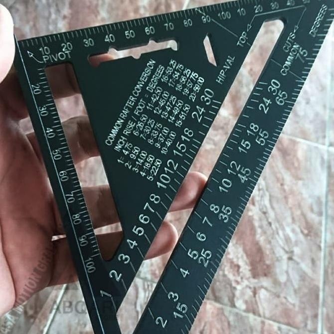 

TERBARU PENGGARIS WATERPASS SEGITIGA / SPEED SQUARE / SIKU TUKANG / TRIANGLE !!!!!