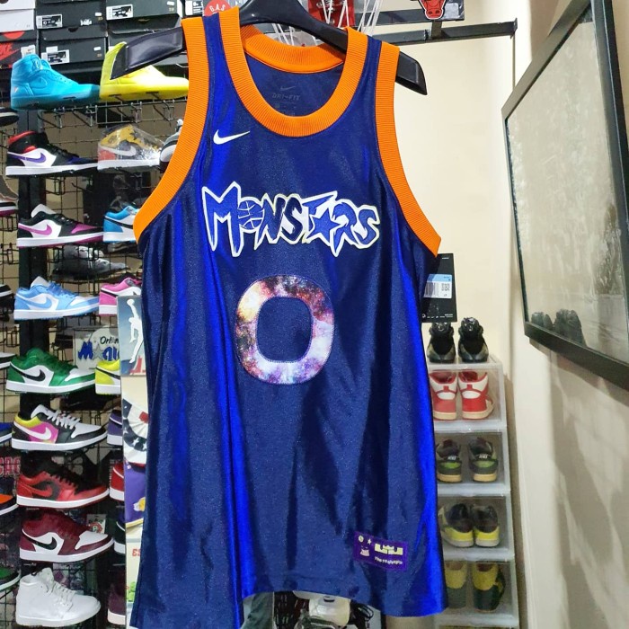 ✅Baru Nike Lebron 17 Space Jam Collection • Basketball Jersey Monstars 0 Diskon