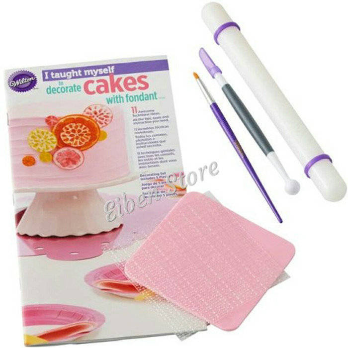 

[New Ori] Wilton I Taught Myself 2 Decorate Cake W/ Fondant Set-6 Berkualitas