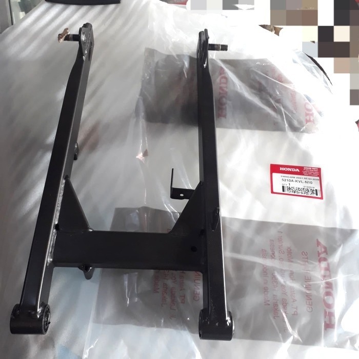 ✅Baru Swing Arm Assy Singaram Motor Supra 125 Motor Supra Fit New Ahm Kvl Diskon