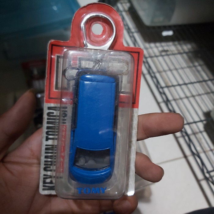 [Original] Keychain Tomica Toyota Estima Berkualitas