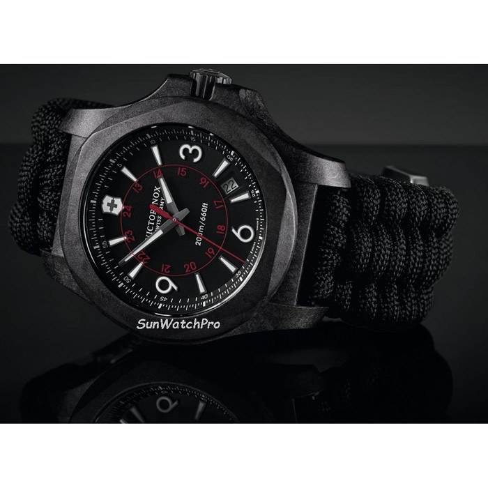 Jam Tangan Pria Victorinox 241776 I.N.O.X. Carbon Dress Watch - Karbon Komposit, Diameter 43mm, Hitam