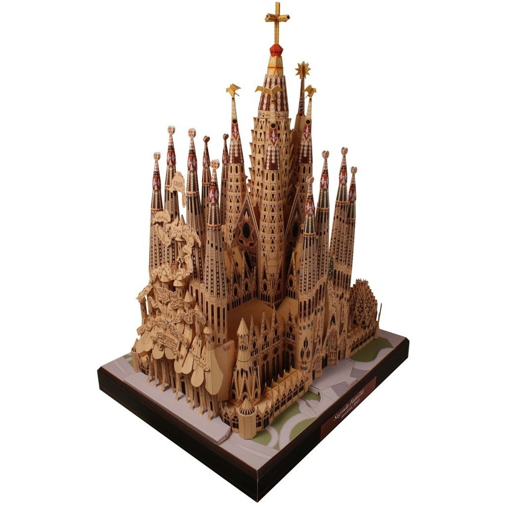 DIY Miniatur Gereja Katolik Roma Sagrada Familia - Spanyol