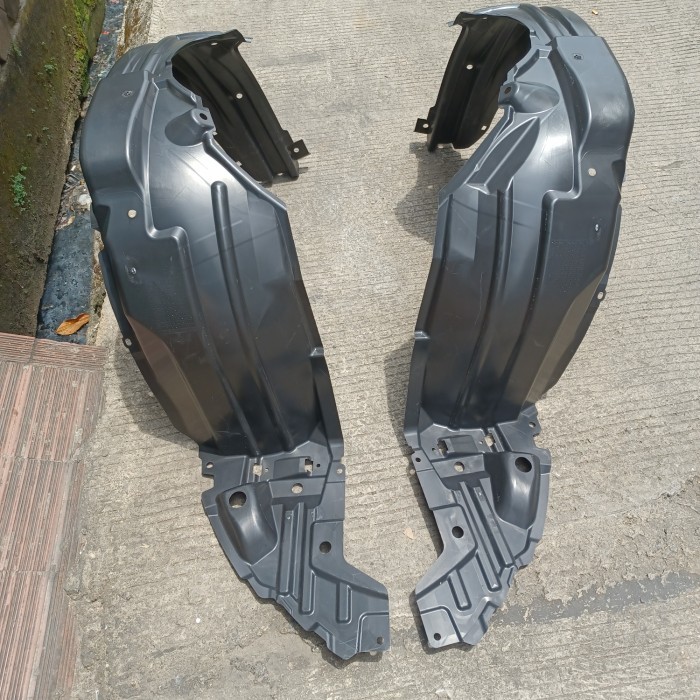 LINER FENDER TOYOTA VIOS SET