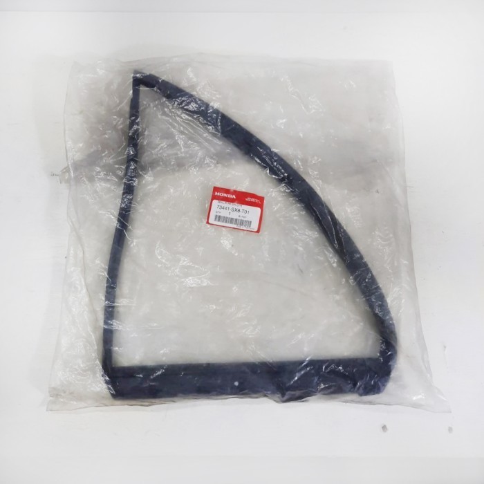 ✅Ready Karet Kaca Mati Segitiga Belakang Kanan Honda City Z Berkualitas