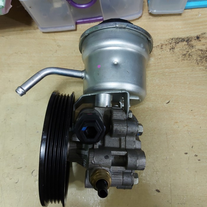 [Baru] Pompa Power Steering Avanza Wti 1300 Cc 2010 Diskon