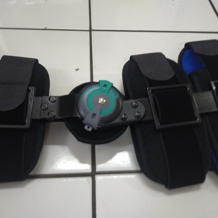 Terapi Knee Penyangga Lutut Knee Brace Suppoy Best
