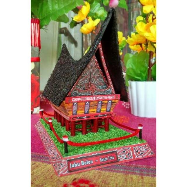 Terlaris Miniatur Rumah Adat Batak Toba Uk Sedang SALE
