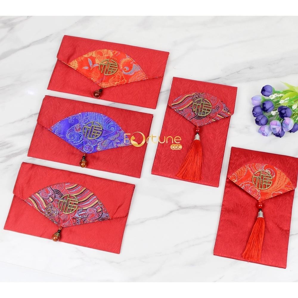 

Diskon Ekstra" Angpao Imlek 2024 Kain Kipas Fu Hong Bao Red Envelope Angpao Kain Terbaru ||