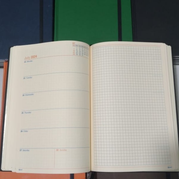 

NEW Agenda Square A5 2024 -fo2