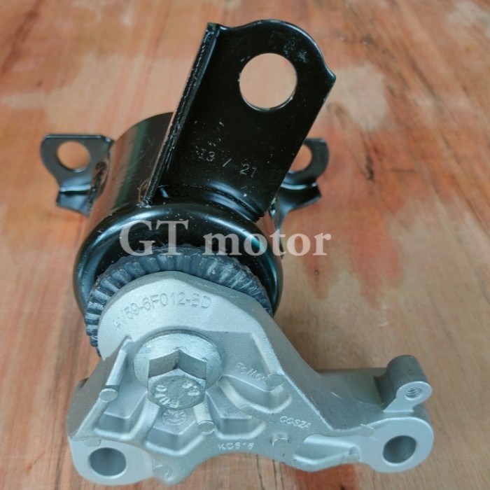 INSULATOR ENGINE MOUNTING NO. 3 KANAN FORD FIESTA FOMOCO