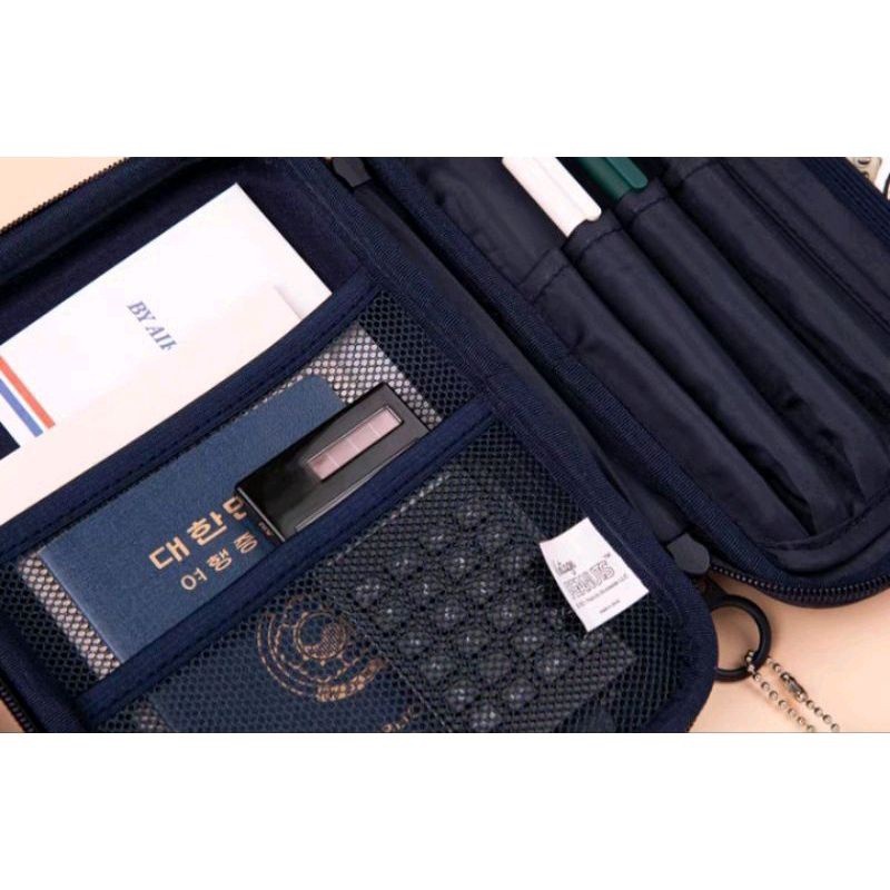 

KOTAK PENSIL SNOOPY HARDCASE / TEMPAT PENSIL HARDCASE / TEMPAT PENYIMPANAN / KOTAK PENYIMPANAN