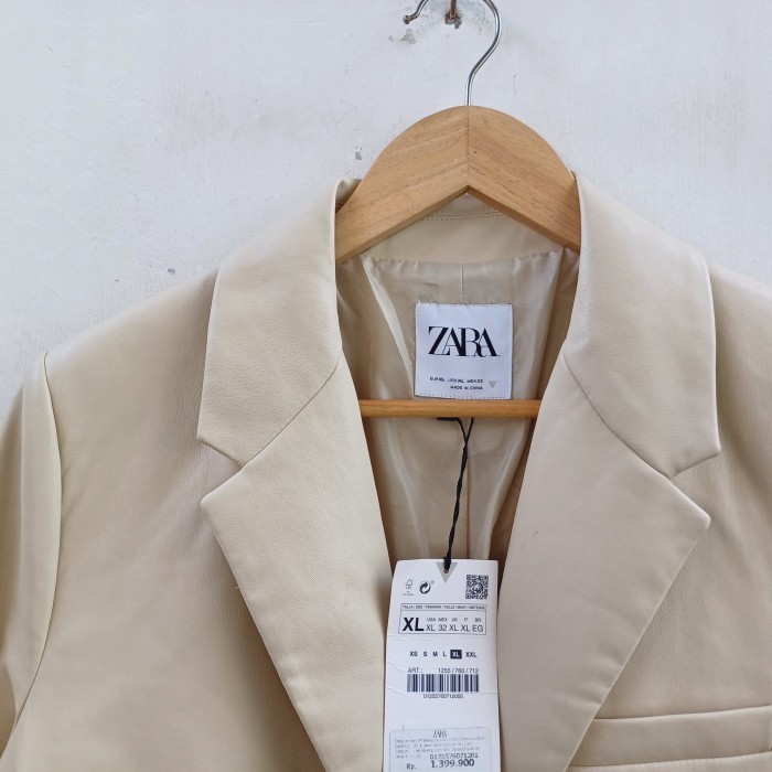 READY ZARA WOMAN FAUX LEATHER BLAZER BARU ASLI ORIGINAL