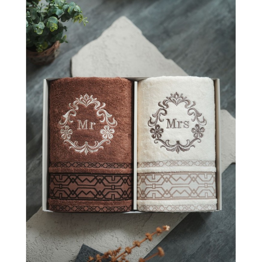 

Ready Gift Wedding / Seserahan / Couple Gift Towel Chelsea + Custom Bordir