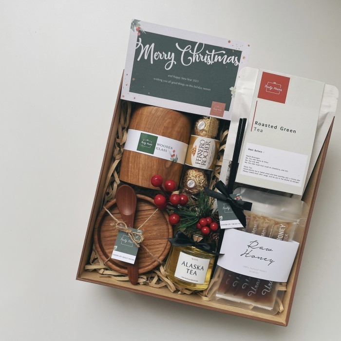 

Ready WONDERLAND - Truly Yours christmas hampers / kado natal / parsel