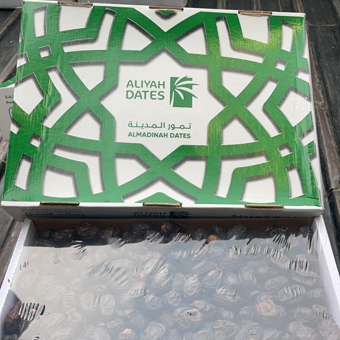 

Kurma - Kurma Ajwa Aliyah-Jumbo-500Gram-Kurma Ajwa Premium