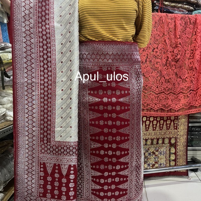 Set songket dan selendang merah silver mewah bahan gebeng