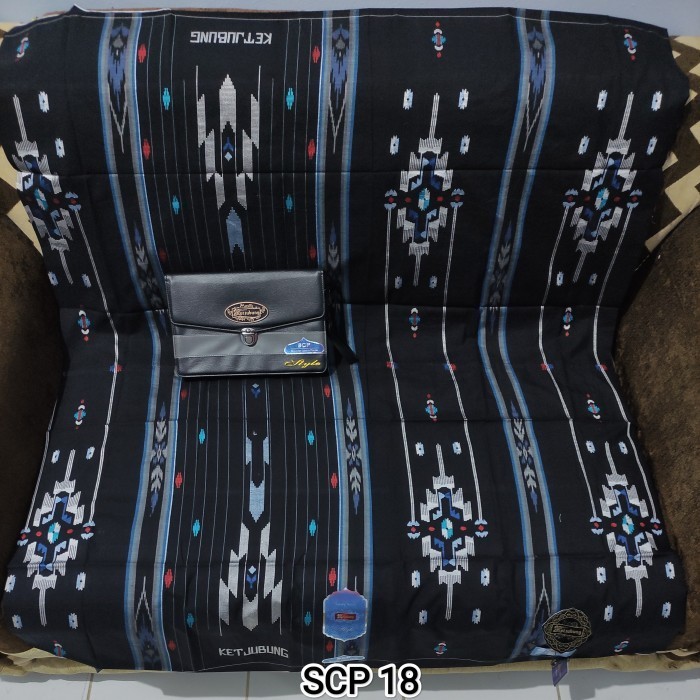 Sarung Ketjubung SCP Songket Corak Polos Gold Red