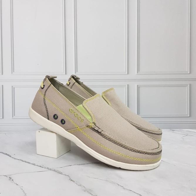 CROCS / SEPATU CROCS / SEPATU CROCS PRIA WALU MEN CANVAS SLIP ON