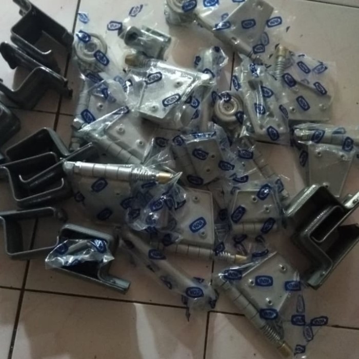 Terlaris paket komponen rel pintu garasi wina 4 daun dorong tikung lebar 270 cm