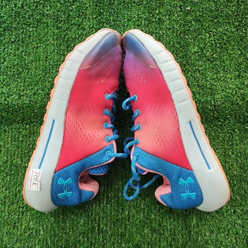 Sepatu Anak Under Amour