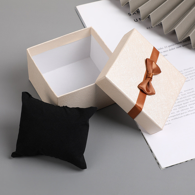 

IWB GIFT BOX KOTAK JAM TANGAN GELANG HADIAH VALENTINE ULANG TAHUN SPP001 M1P