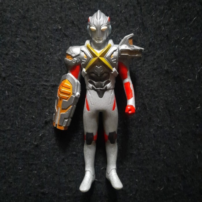 Bandai 14 Cm Ultra Hero X Series Ultraman X Eleking Armor