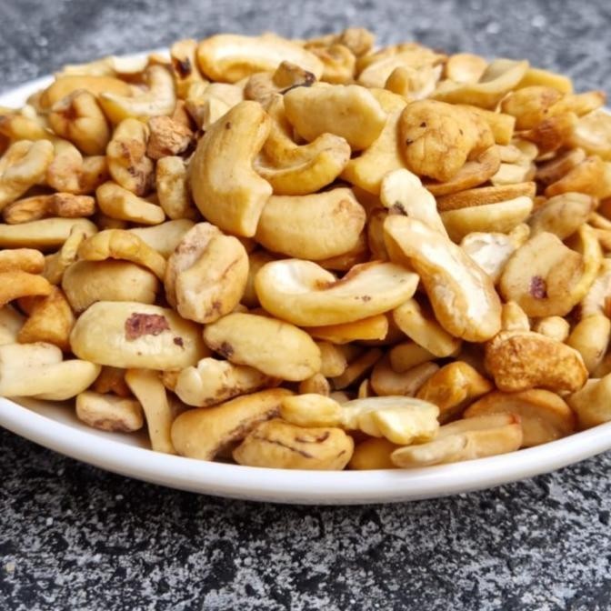 

Trend Kacang Mede Pecah Mede Patahan 4,6,8 Mede Pm Mede Pecahan 1 Kg Berkualitas