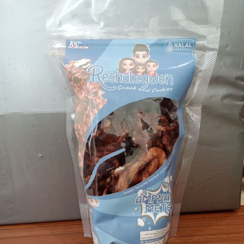 

Ampyang Mete Pouch 250 gr