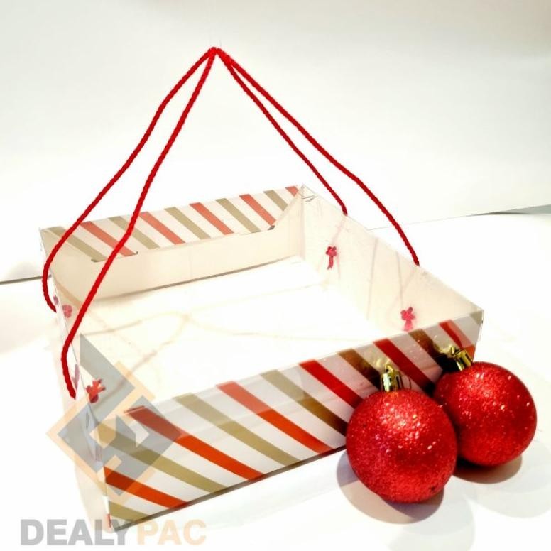 

Berkualitas tinggi, harga yang membuat senang hati." Box Christmas Mika + Tali 23x23x7,5cm (per 10pcs) ||