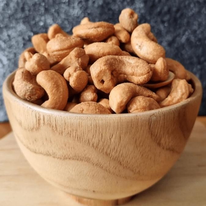 

Terbaik Kacang Mede Goreng Original Asin-Gurih 500 Gram, Higienis, Halal, Terbaik