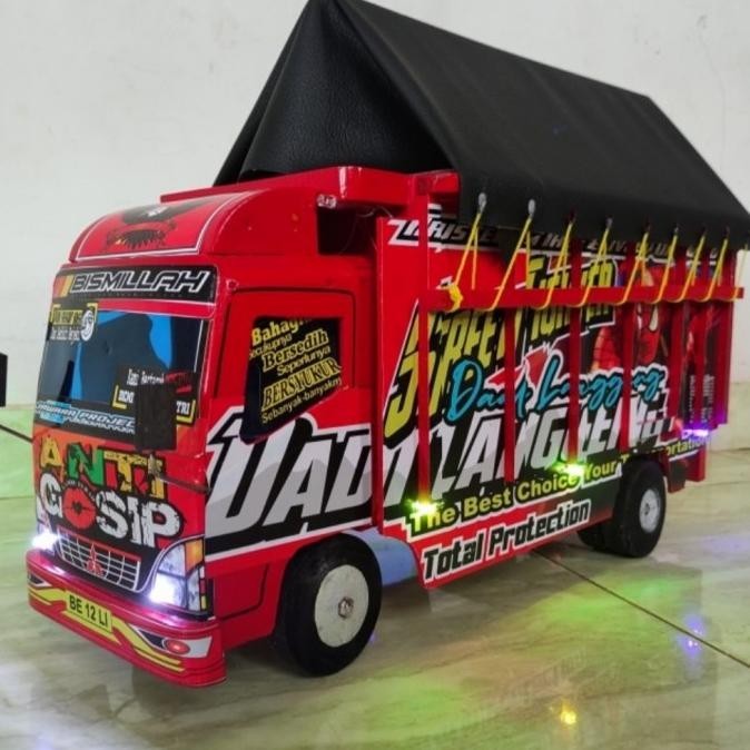 Mainan miniatur mobil truk kayu truck oleng besar lampu terpal stiker