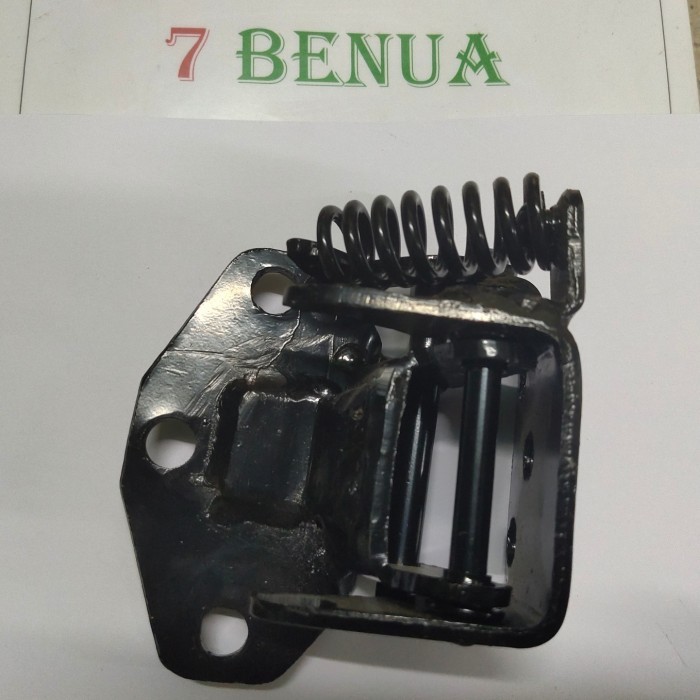 Engsel Pintu Mobil Depan Bawah Kiri Kijang Super Rover Grand Jantan