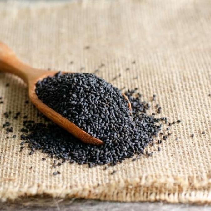 

F67A SELASIH ,BIJI SELASIH 1KG