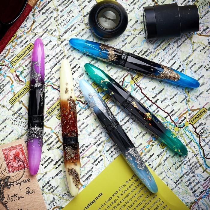 

BENU Briolette Glow In The Dark Fountain Pen TERMURAH