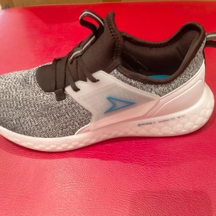 Sepatu Sneaker Pria Power Bata  Storebihan