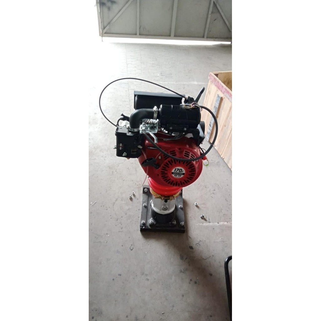 Mesin Pemadat Aspal Horse Stamper / Tamping Rammer 6,5 Hp