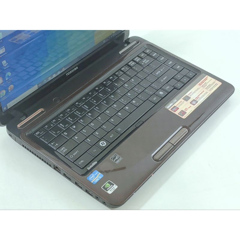 TOSHIBA SATELITE L745