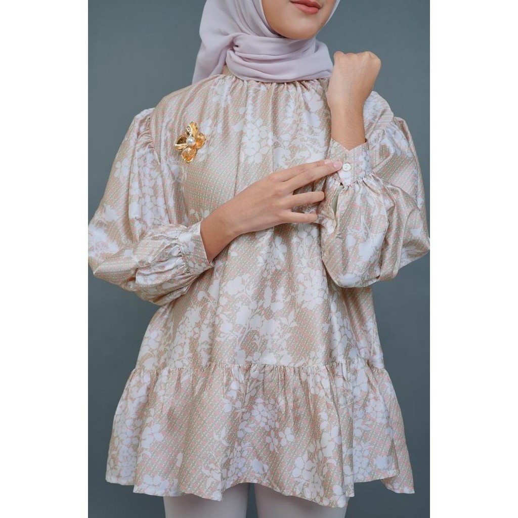 Nada Puspita - Diannova Peplum Blouse - Baby Pink