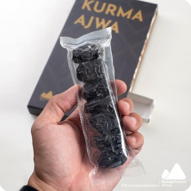 

Kurma Ajwa Special Pack SS99