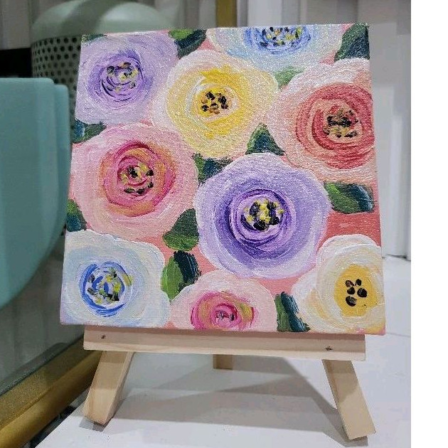 

Mini painting with easel. Ukuran 15x15cm. Lukisan asli. Cute and elegant choice for hampers and gift.