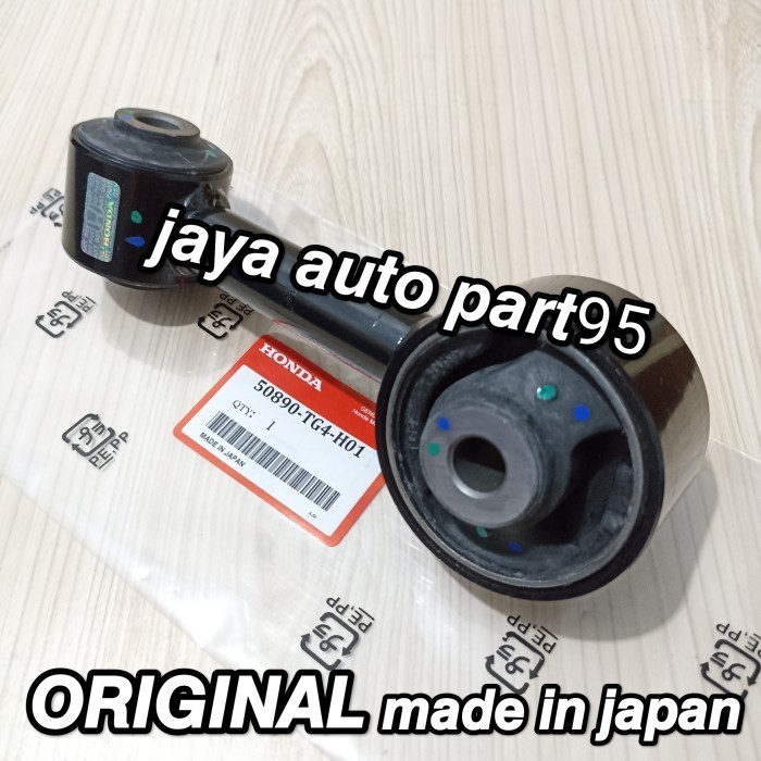 Engine Mounting Belakang Mobilio Manual Original