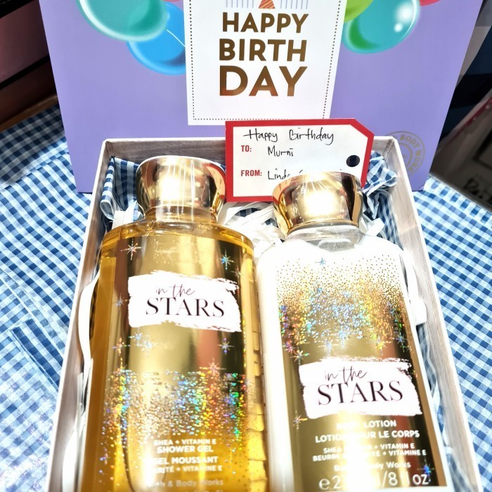 

Hampers Bath And Body Works (290/330)