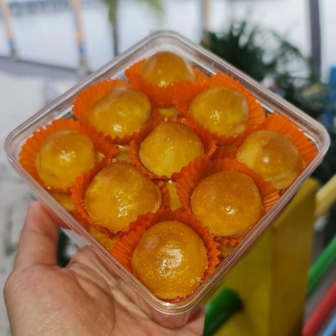 

Kue NASTAR BULAT Premium Isi Nanas Toples Kotak - Kue Kering