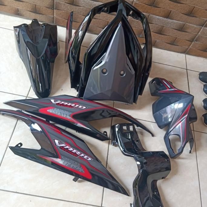Masih Ada! Cover Body Halus Vario Techno 110 Karbu Putih Modifikasi Motor